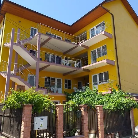 Guest house Cata *